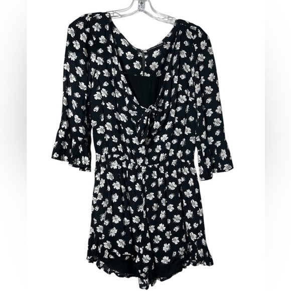 Abercrombie & Fitch Black Floral Tie-Front Romper Women’s Small Boho Coquette - Picture 2 of 7